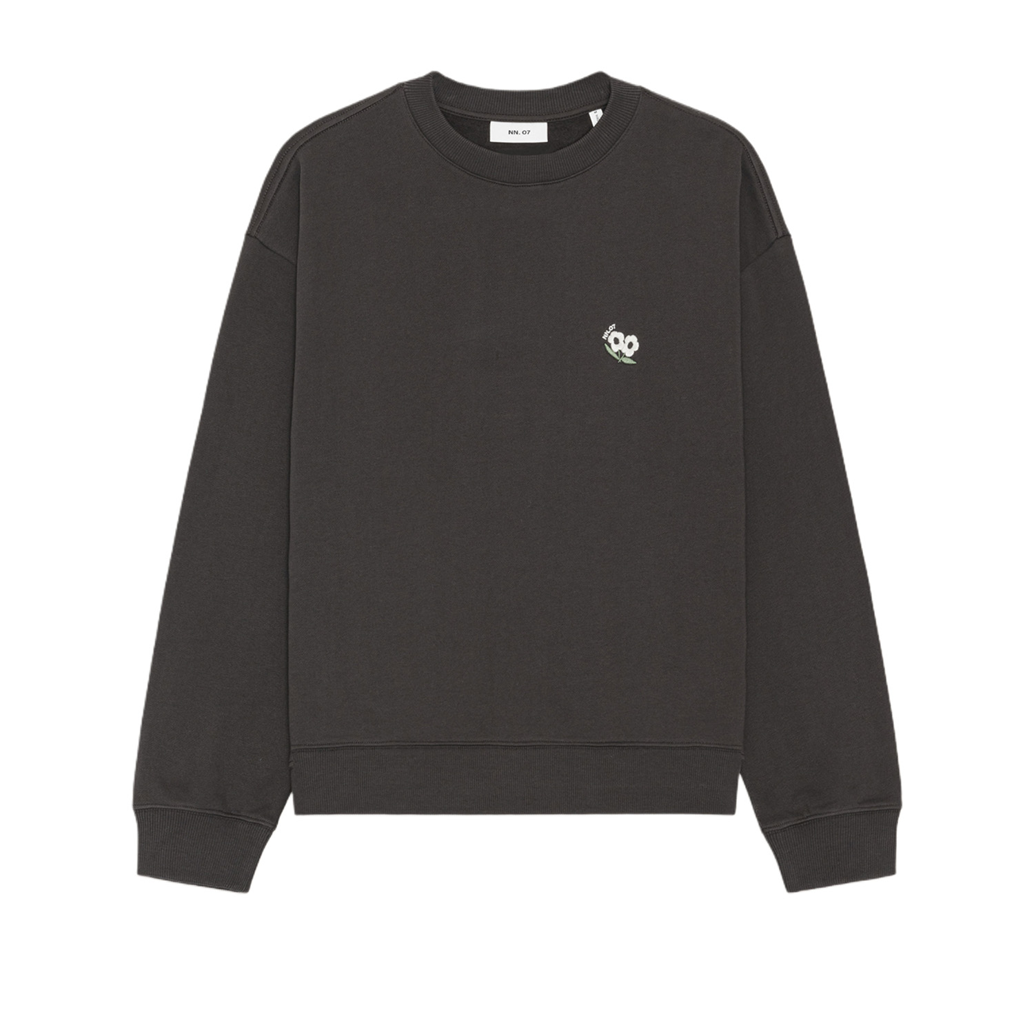 nn07_sweater_david_crew_emb_donkerbruin