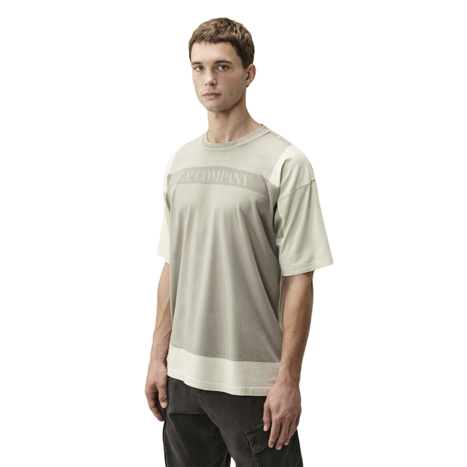 c_p_company_t_shirt_beige_21cmts275a_005431p