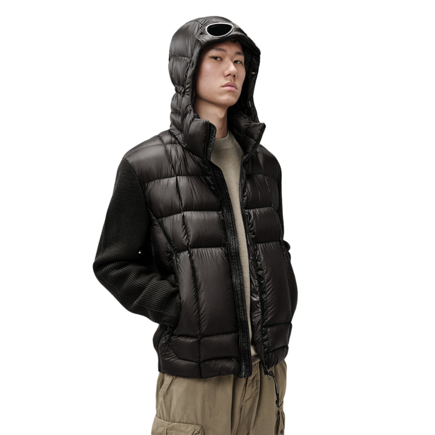 c_p_company_hybride_jas_zwart_21cmkn052a_006390m
